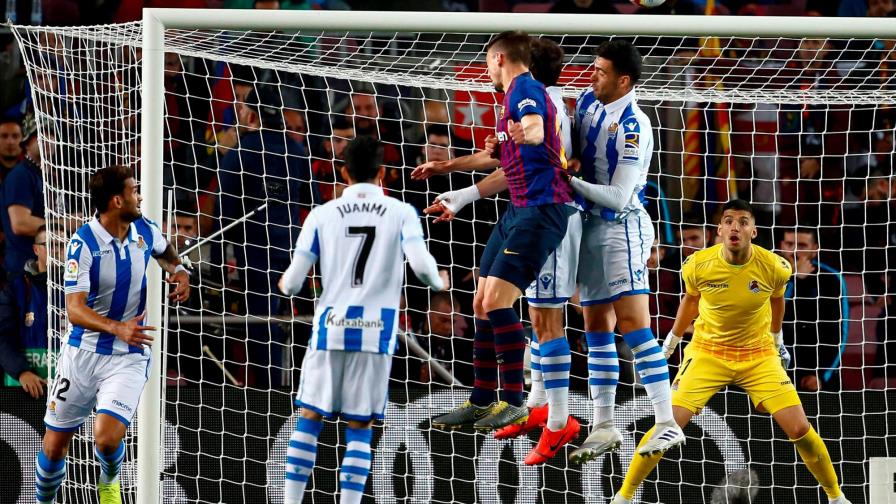 Barcelona da un paso más hacia el título tras victoria apurada contra la Real