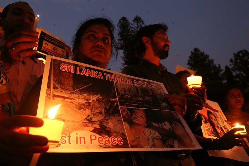 Gobierno de Sri Lanka culpa a un grupo terrorista por atentados