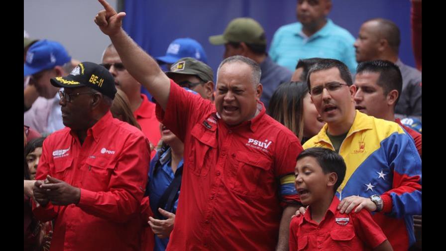 Cabello llama a chavistas a palacio presidencial para “defender” revolución Cabello llama a chavistas a palacio presidencial para “defender” revolución