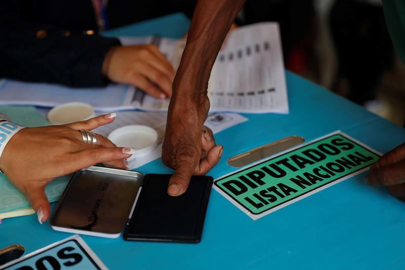 Tribunal Electoral de Guatemala recontará actas de forma “ininterrumpida”