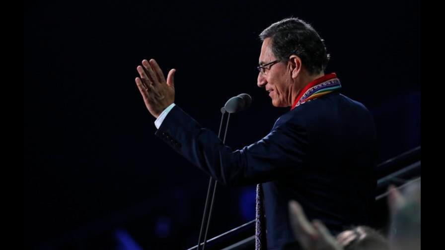 El presidente de Perú propone adelanto de las elecciones para 2020