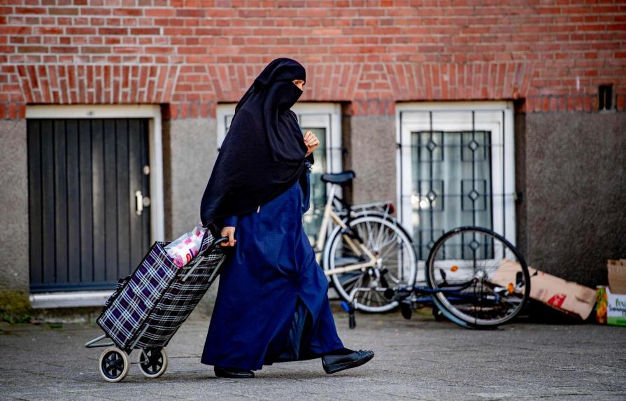 Holanda se suma otros países europeos que prohíben el velo integral