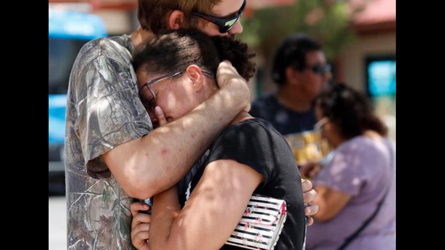 Tiroteo en Walmart dejó 18 muertos y varios heridos