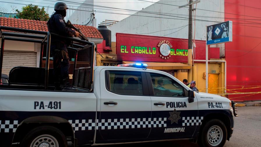 Aumenta a 26 la cifra de muertos en la masacre en bar nocturno en México