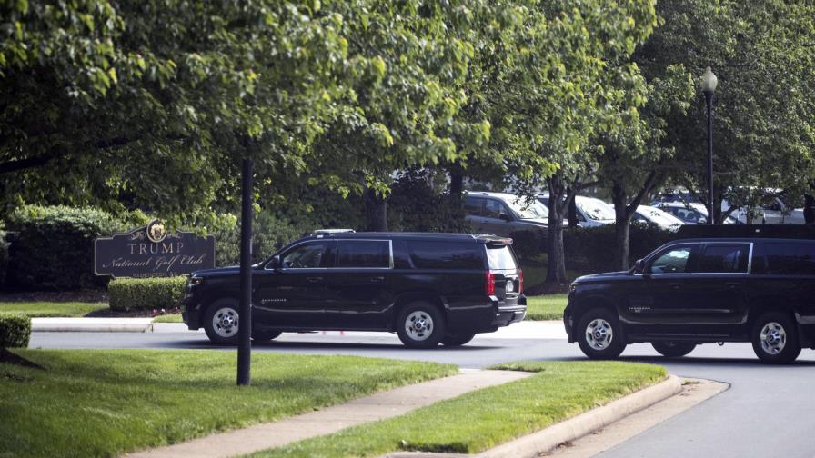 Trump visita su club de gol en Virginia