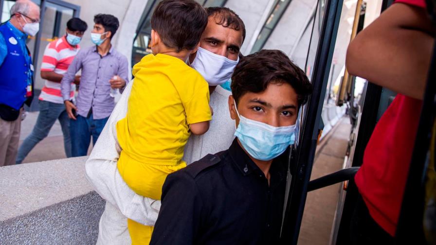 Familias de inmigrantes están varadas en Afganistán