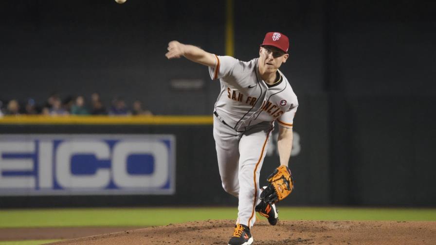 DeSclafani domina otro juego y los Gigantes ganan a Arizona