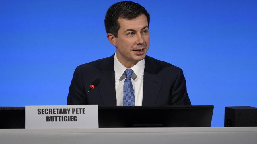 Buttigieg: no culpemos a Dios del calentamiento global