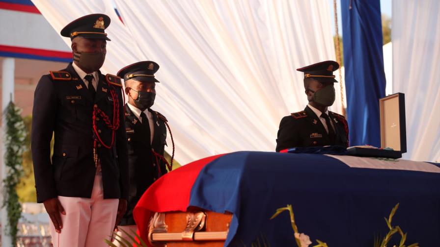 Sepultan al asesinado presidente haitiano Jovenel Moïse