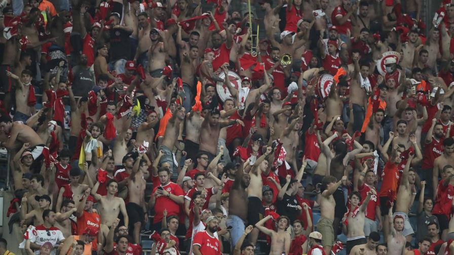 Futbolistas brasileños exigen garantías para volver a jugar