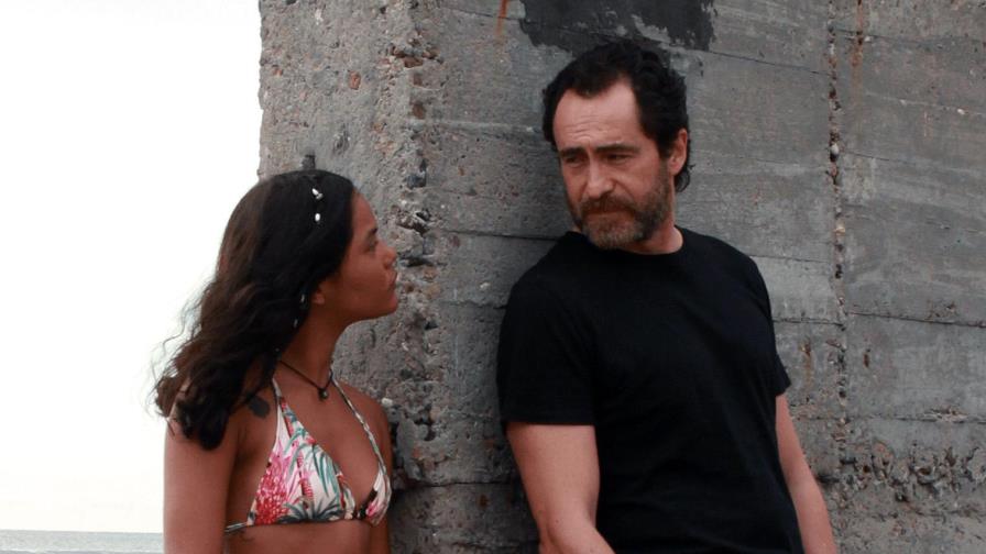 Danyka trae relación de hombre mayor y chica a actualidad