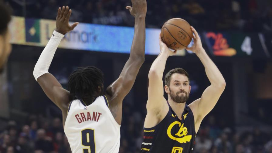Sin partidos, jugadores de NBA aprovechan las redes sociales