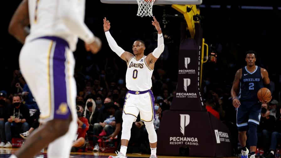 Lakers superan los 40 puntos de Morant y ganan a Grizzlies