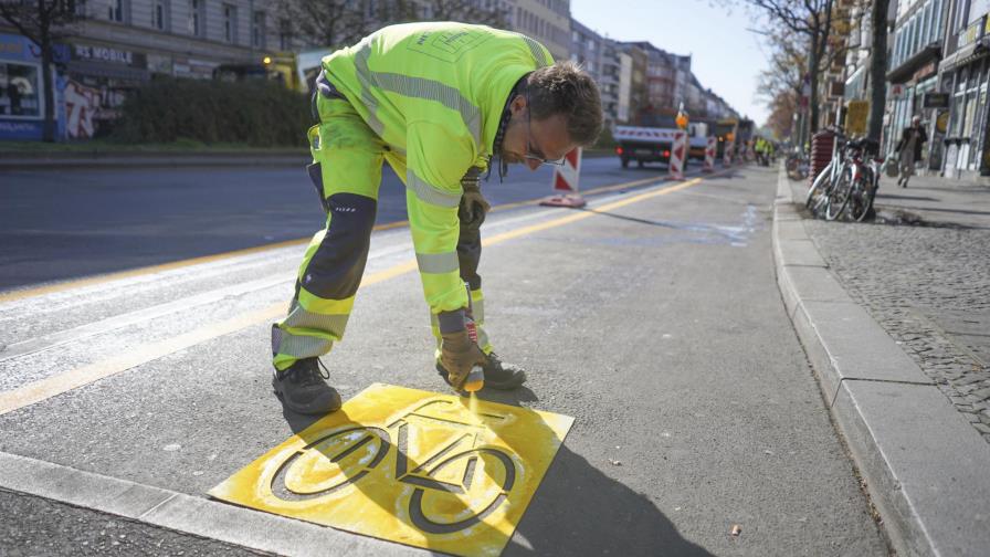 Crean ciclovías en Berlín para facilitar distanciamiento