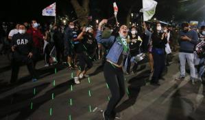 Chile decide en plebiscito entre una sociedad liberal o más solidaria