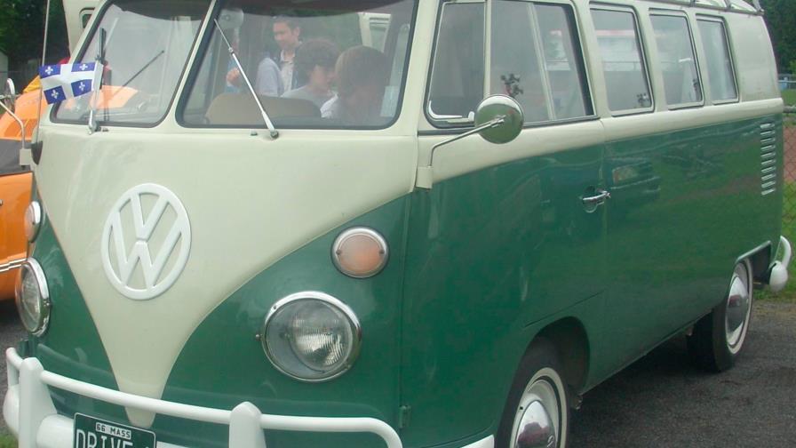 La Combi de Volkswagen, el símbolo hippie y surfista sigue vivo en California La Combi de Volkswagen, el símbolo hippie y surfista sigue vivo en California