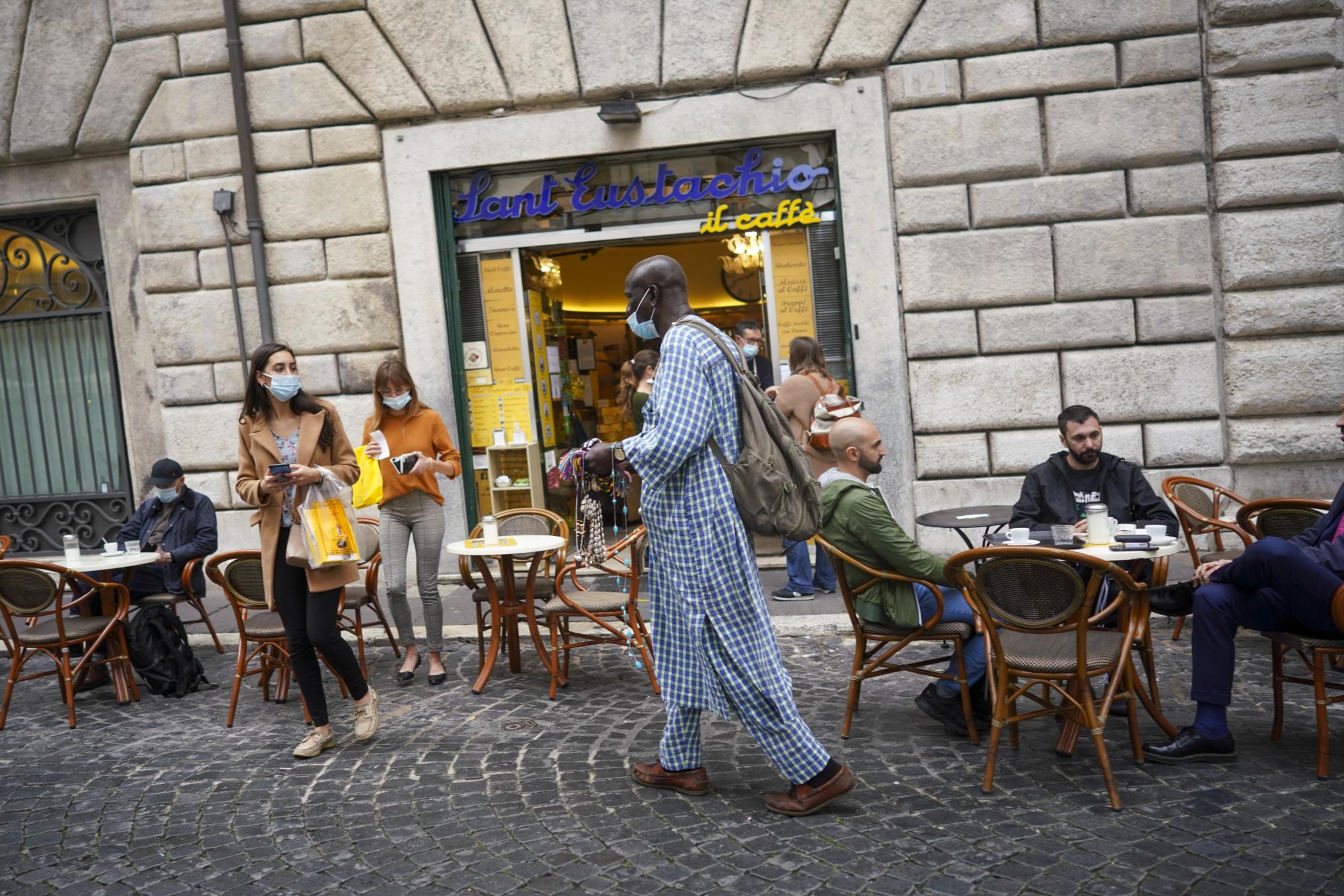 Italia: más de 17.000 nuevos casos de COVID-19 en un día