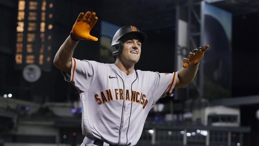 Gigantes derrotan a Diamondbacks con jonrón de Vosler