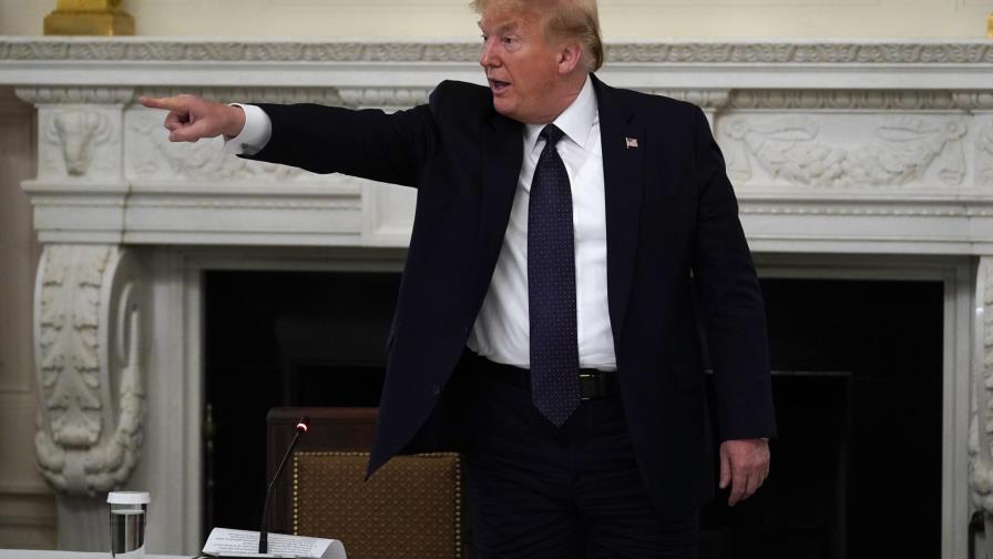 Trump dice que toma hidroxicloroquina para prevenir COVID-19