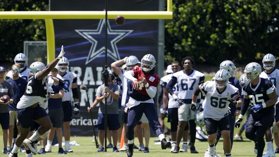 El regreso de Prescott no resuelve problemas de los Cowboys