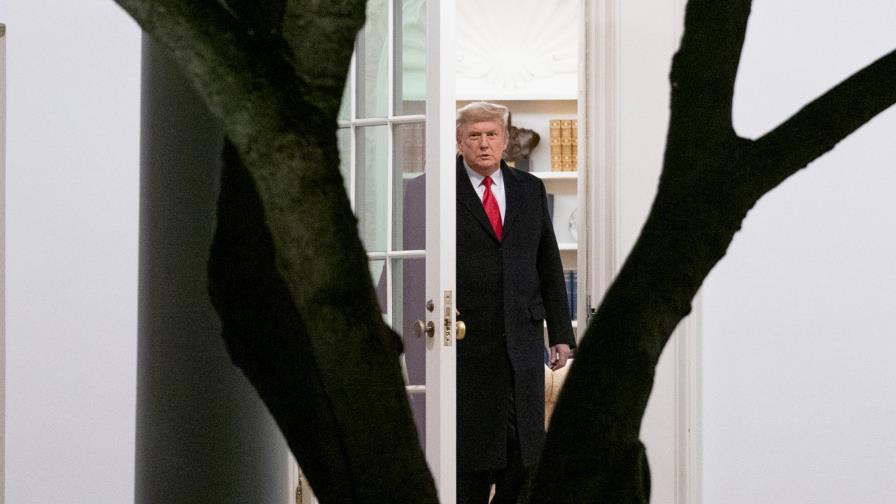 Donald Trump muestra no tener límites para retener poder