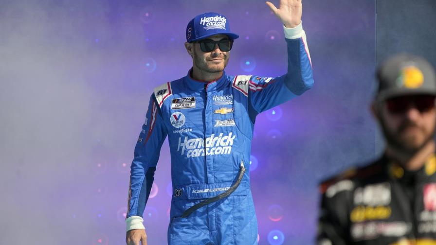NASCAR: Larson corona la temporada con su 1er título