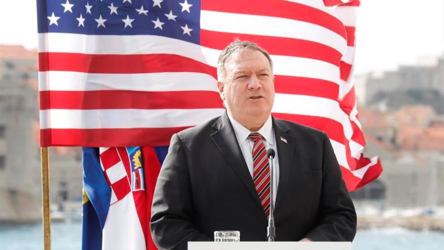 Pompeo anuncia que ha dado negativo y afirma que Gobierno de EEUU es estable Pompeo anuncia que ha dado negativo y afirma que Gobierno de EEUU es estable