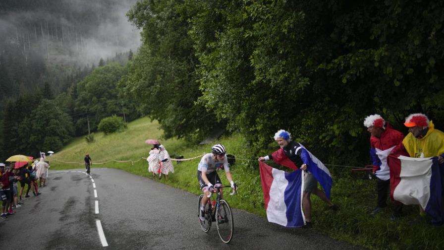 Tour: Pogacar da golpe sobre la mesa al mandar en los Alpes