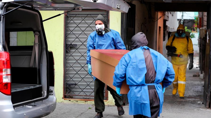 Estados Unidos supera los 169,300 muertos y 5,3 millones de contagios por COVID-19 Estados Unidos supera los 169,300 muertos y 5,3 millones de contagios por COVID-19