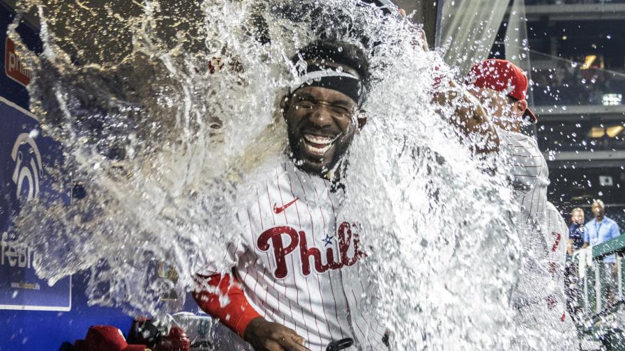 Con  jonrón de McCutchen, Filis vencen 6-5 a Nacionales