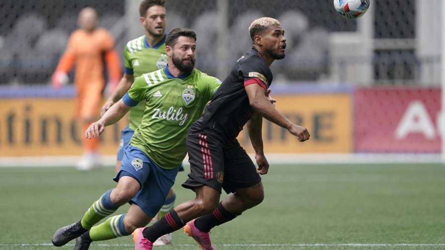 Martínez ayuda a Atlanta a romper racha ganadora de Sounders