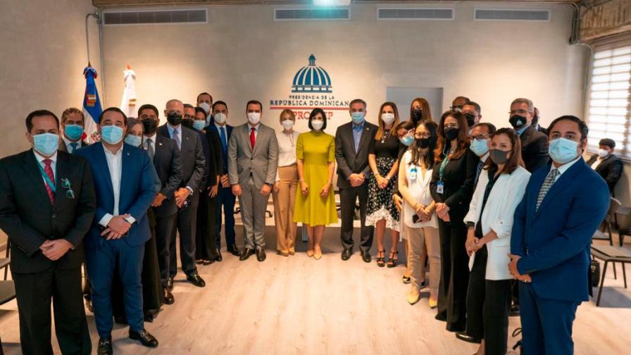 Raquel Arbaje visita oficinas de Proyectos Estratégicos y Especiales de la Presidencia