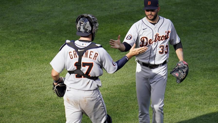 Greiner rompe desempate en la 8va y Tigres vencen a Mellizos