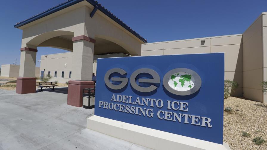 Prisiones privadas de inmigrantes donan dinero a Trump Prisiones privadas de inmigrantes donan dinero a Trump