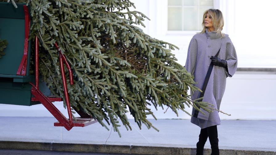 Casa Blanca planea festejos navideños pese a advertencias