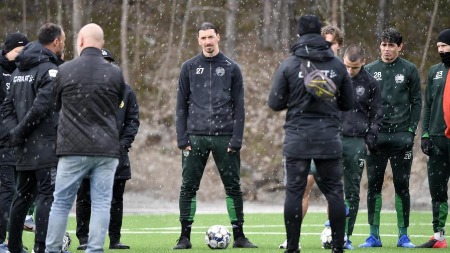 Ibrahimovic regresa a Italia y estará en cuarentena