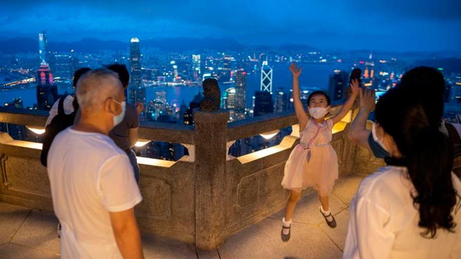 China registra 5 nuevos contagios tras un ligero repunte en la víspera China registra 5 nuevos contagios tras un ligero repunte en la víspera