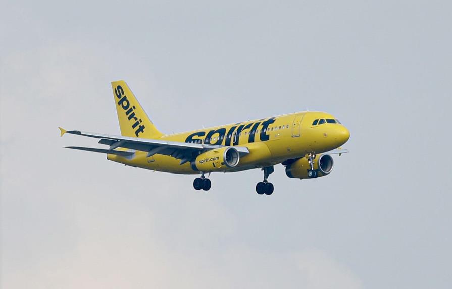 Spirit Airlines reubica centro de operaciones por huracanes