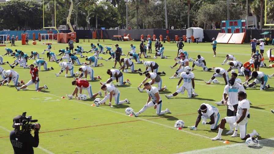 Dolphins permitirán hasta 13.000 fans en inicio de temporada