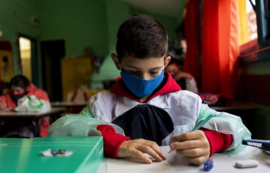 Uruguay es el primer país de A. Latina que vuelve a clases