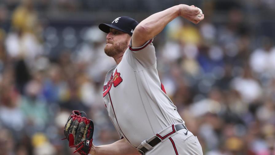 Bravos vencen a Padres antes de choque crucial con Filis