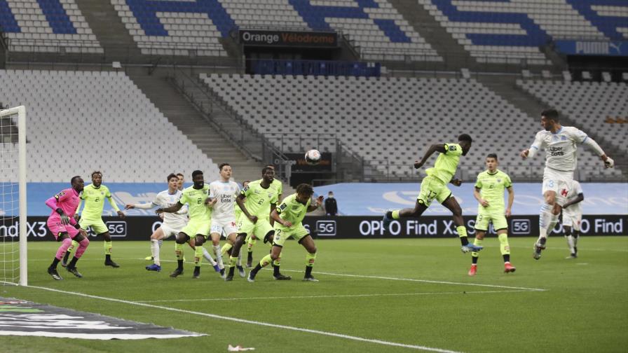 Marsella, que busca pase a Liga Europa, derrota 2-0 a Dijon