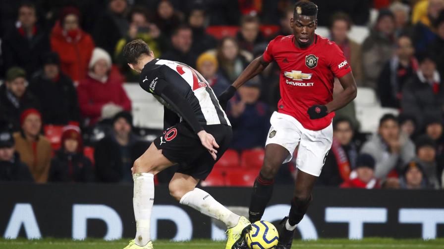 Pogba del Manchester United se operará el tobillo derecho