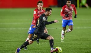 Barcelona gana su duelo, el Madrid saca insípido empate