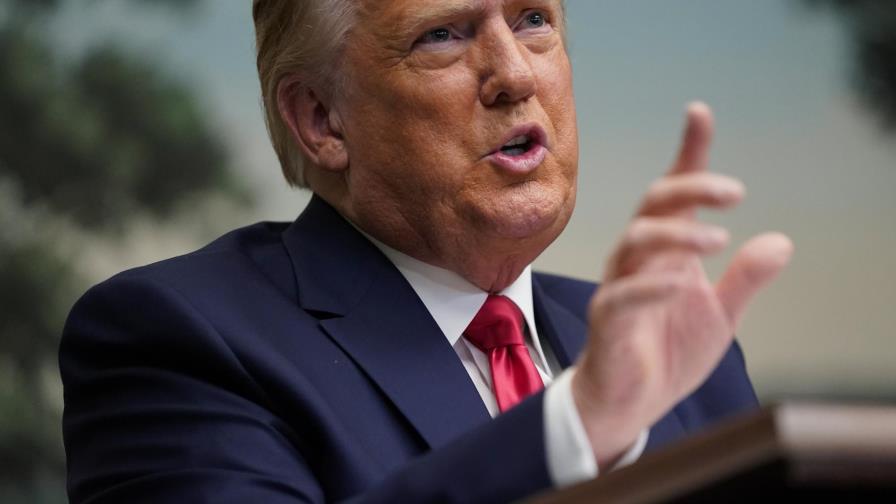 Trump dice que se irá si Colegio Electoral ratifica a Biden