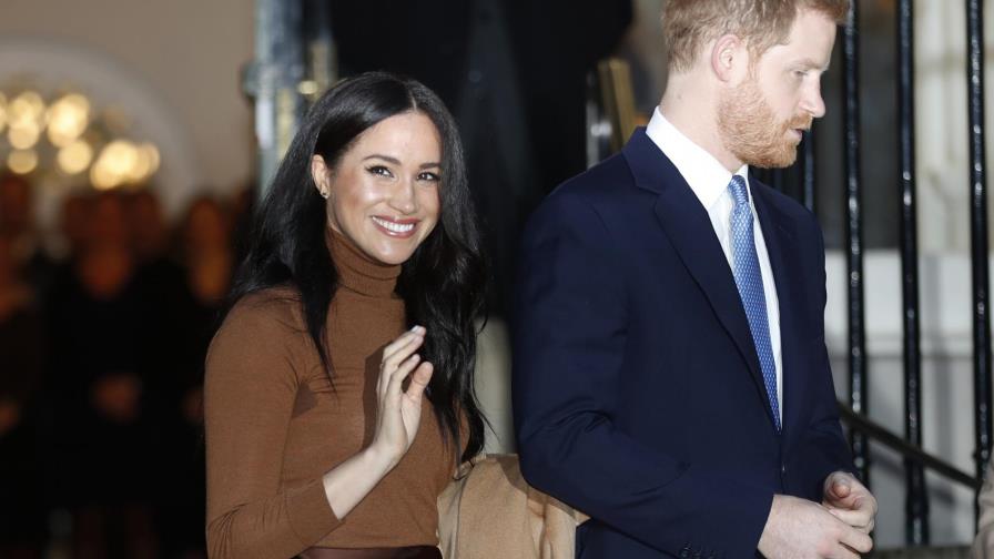 Persisten dudas de racismo ante decisión de Enrique y Meghan