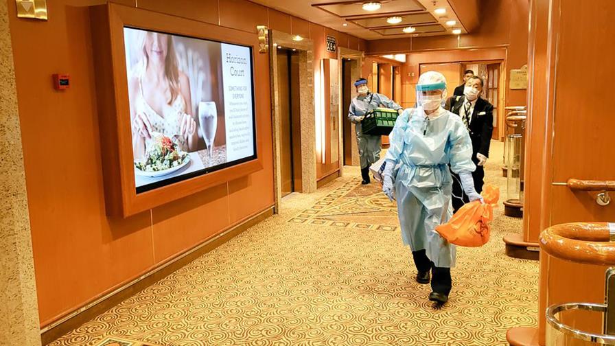 “Cárcel flotante”: Crucero por Asia termina en cuarentena