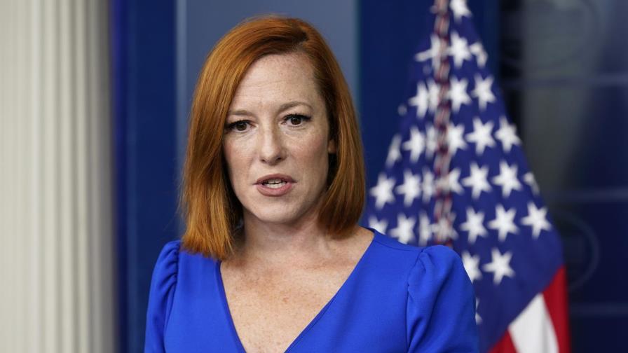 Secretaria de prensa de la Casa Blanca tiene COVID-19