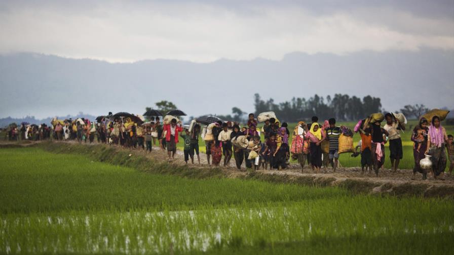 Bangladesh: 16 muertos en naufragio de refugiados rohinya