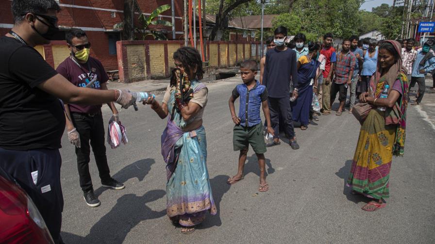 India registra más casos del virus tras suavizar cuarentena